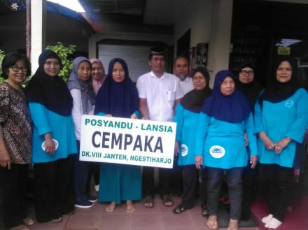 Kunjungan Kasi Kemas Kecamatan dan Puskemas 2 Kasihan Ke Posyandu Lansia Cempaka